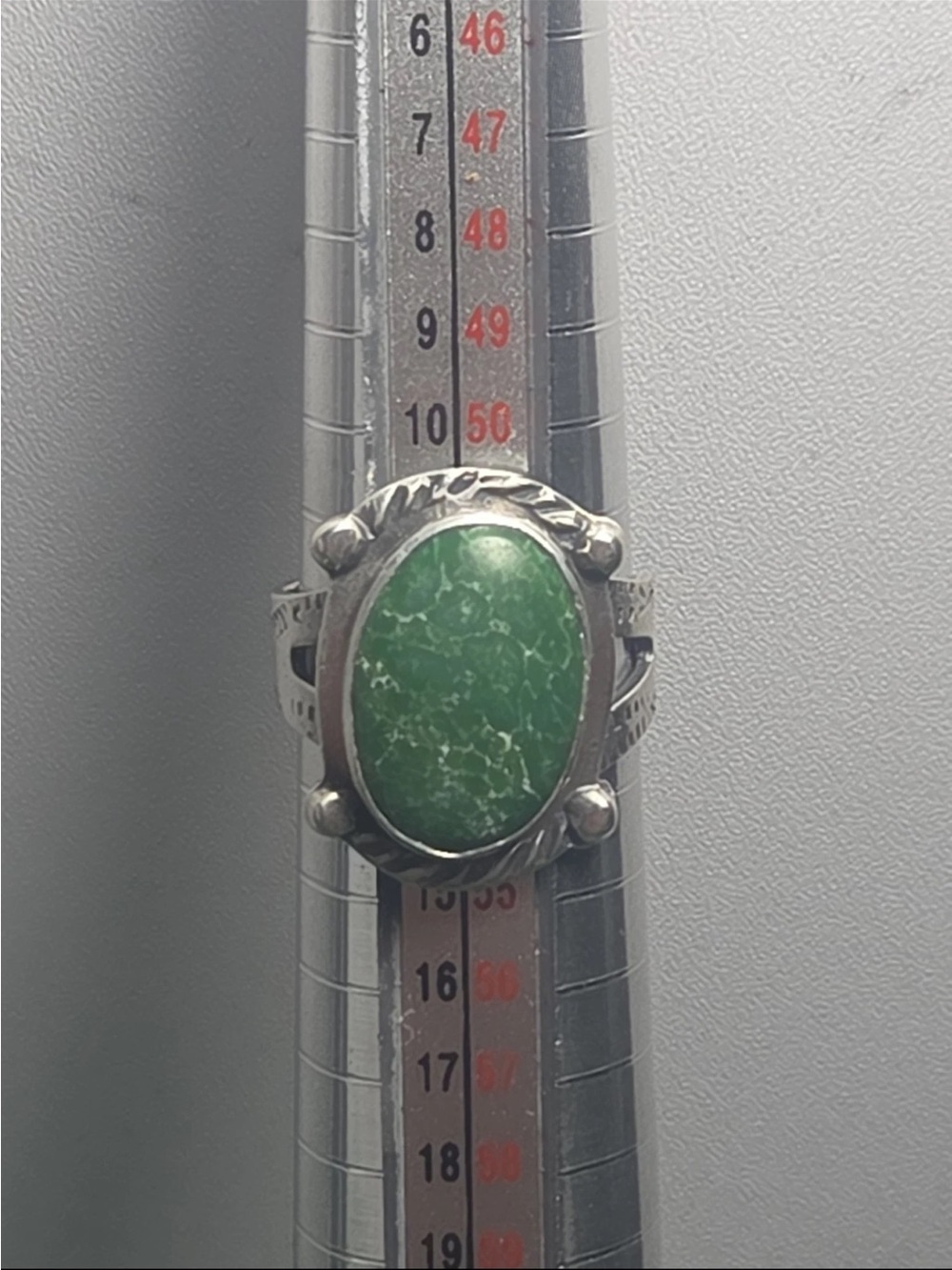 Sterling Silver Green Stone Oval Ring